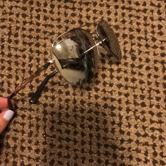 MICHAEL KORS sunglasses!! - Picture 3 of 3